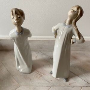 On Sale! Boy and Girl Good Night Kiss